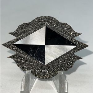 ♠️🔳♠️vintage sterling silver brooch